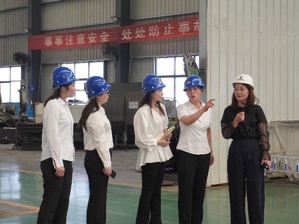 深入廠區學習，提高自身專業知識。_河南雙志