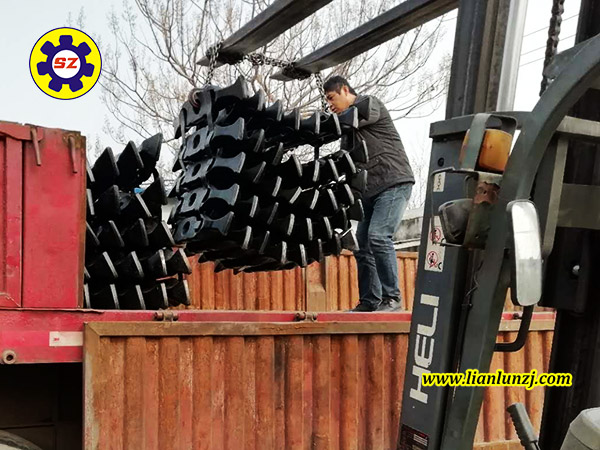 雙志機械：134S刮板與刮板機齒規裝車走貨！