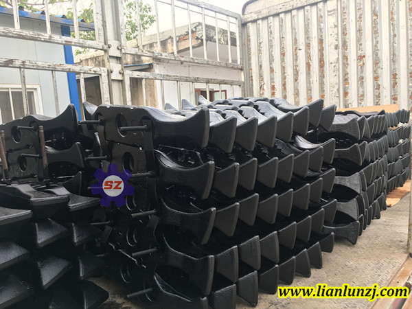 <i style='color:red'>煤溜子</i>刮板機配件廠家，綜采<i style='color:red'>煤溜子</i>配件發貨