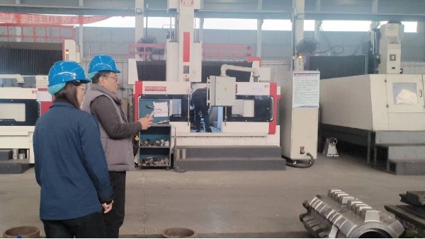 河北齊總蒞臨河南雙志考察鏈輪軸組生產線