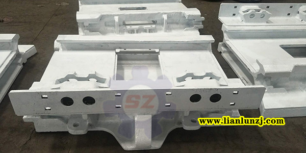 傳統刮板機中部槽和新型刮板機中部槽有何不同？