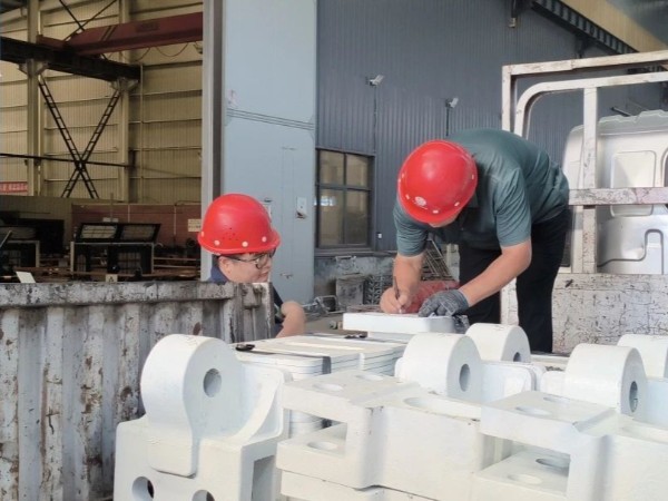 從源頭到成品，為刮板機配件品質“保駕護航”