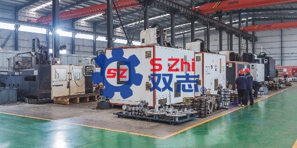 刮板輸送機撥鏈器護板、鏈輪組件、動力部維修方案